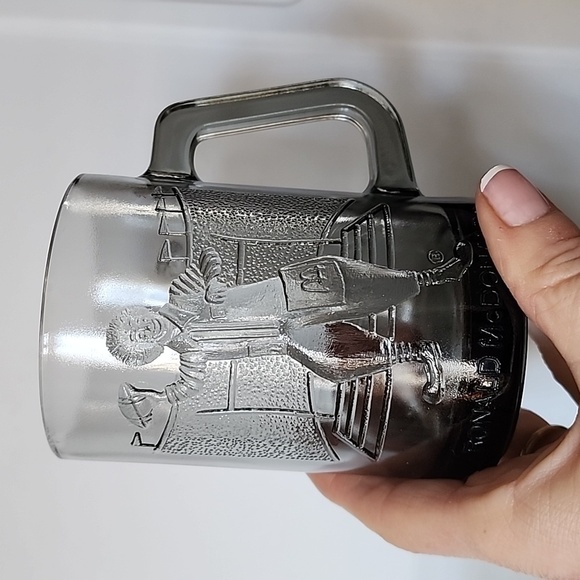 Set of 4 Rare McDonald's smoked  glasses. - Picture 5 of 6